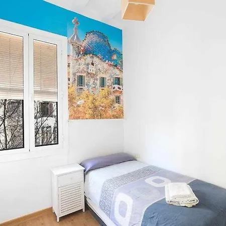 Consell Cent Ii 3 Domitorios Eixample Apartament