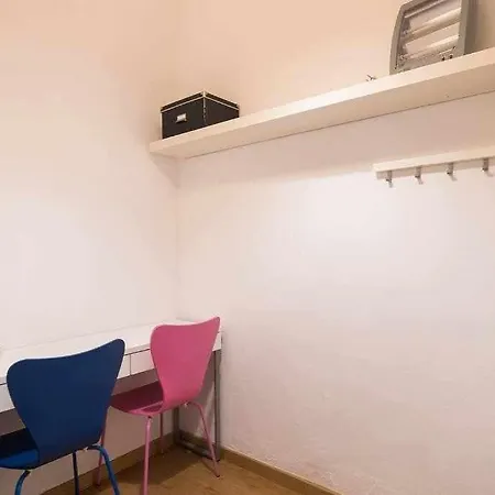 Consell Cent Ii 3 Domitorios Eixample Daire