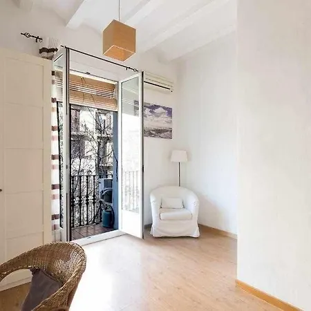 Consell Cent Ii 3 Domitorios Eixample Daire *